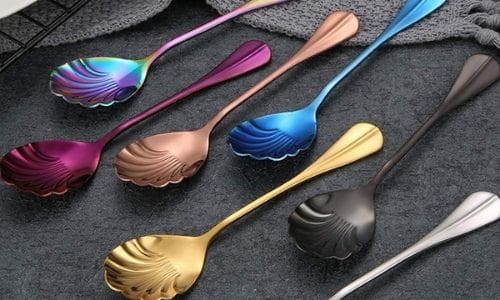 Cuillère-en-Forme-de-Coquillages