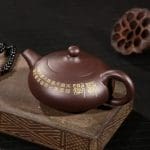 Theiere-Chinoise-Yixing-Marron-Motif-Symboles-en-Argile-250ML-1665513203